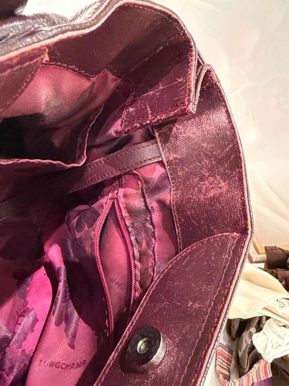LongChamp Burgundy Patent Leather Shoulder Bag - Picture 7 of 10